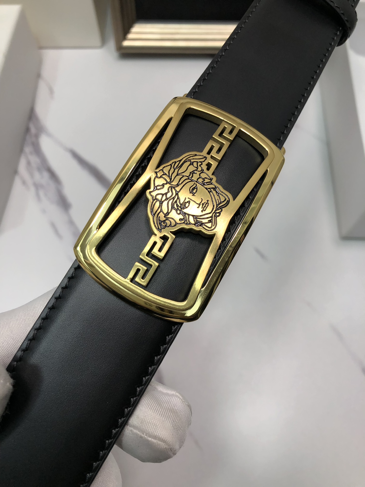 范思哲原单头层牛皮平纹面内衬头层小牛