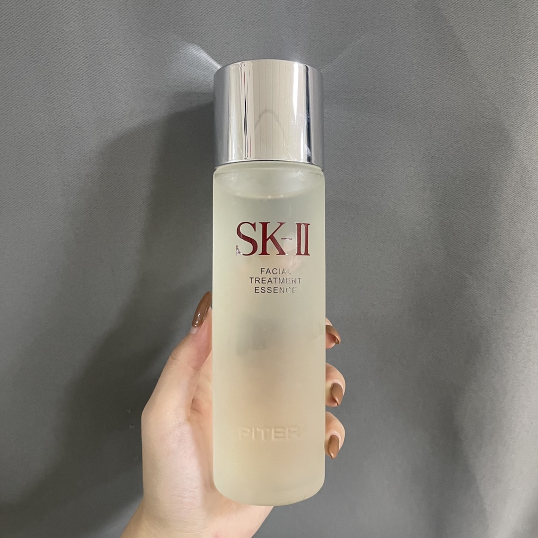 SK-II Facial Treatment Essence 230ml - Enhance Your Skin's Radiance 5 i1638801827 8806 4