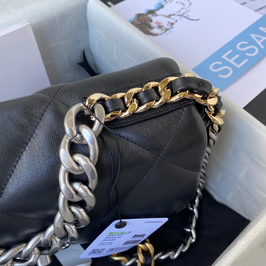 Chanel 小香银链秋冬19Bag 结合一切