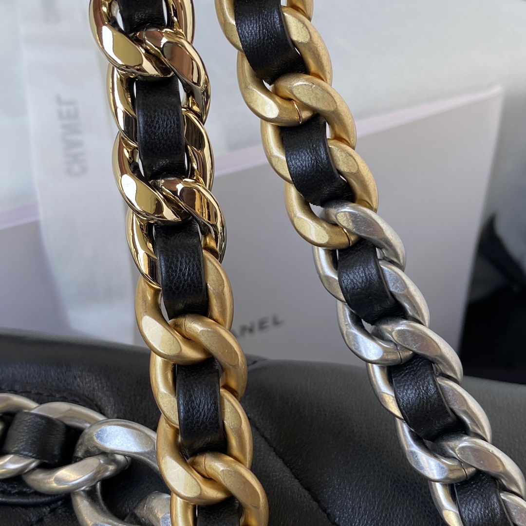 Chanel 小香银链秋冬19Bag 结合一切