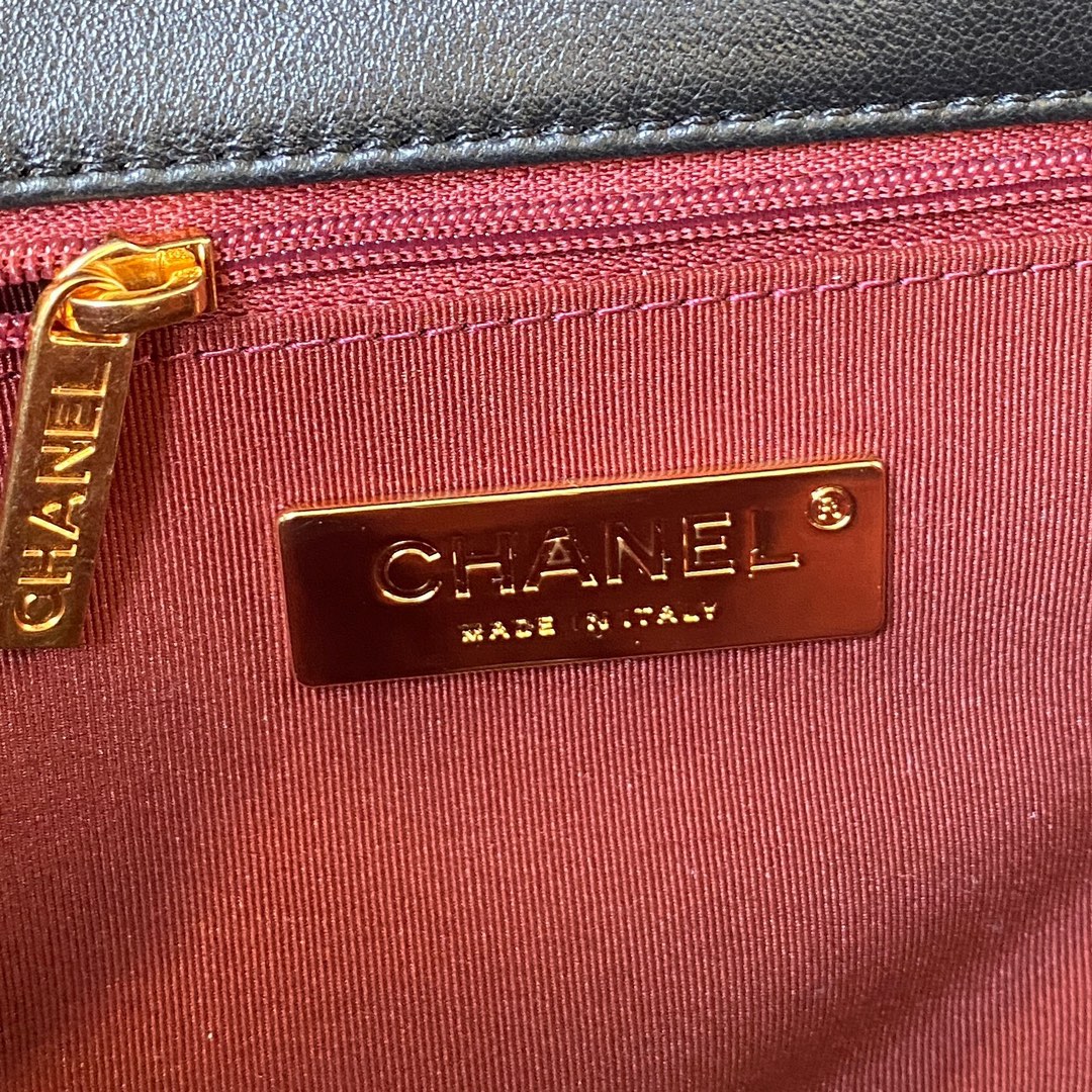 Chanel 小香银链秋冬19Bag 结合一切