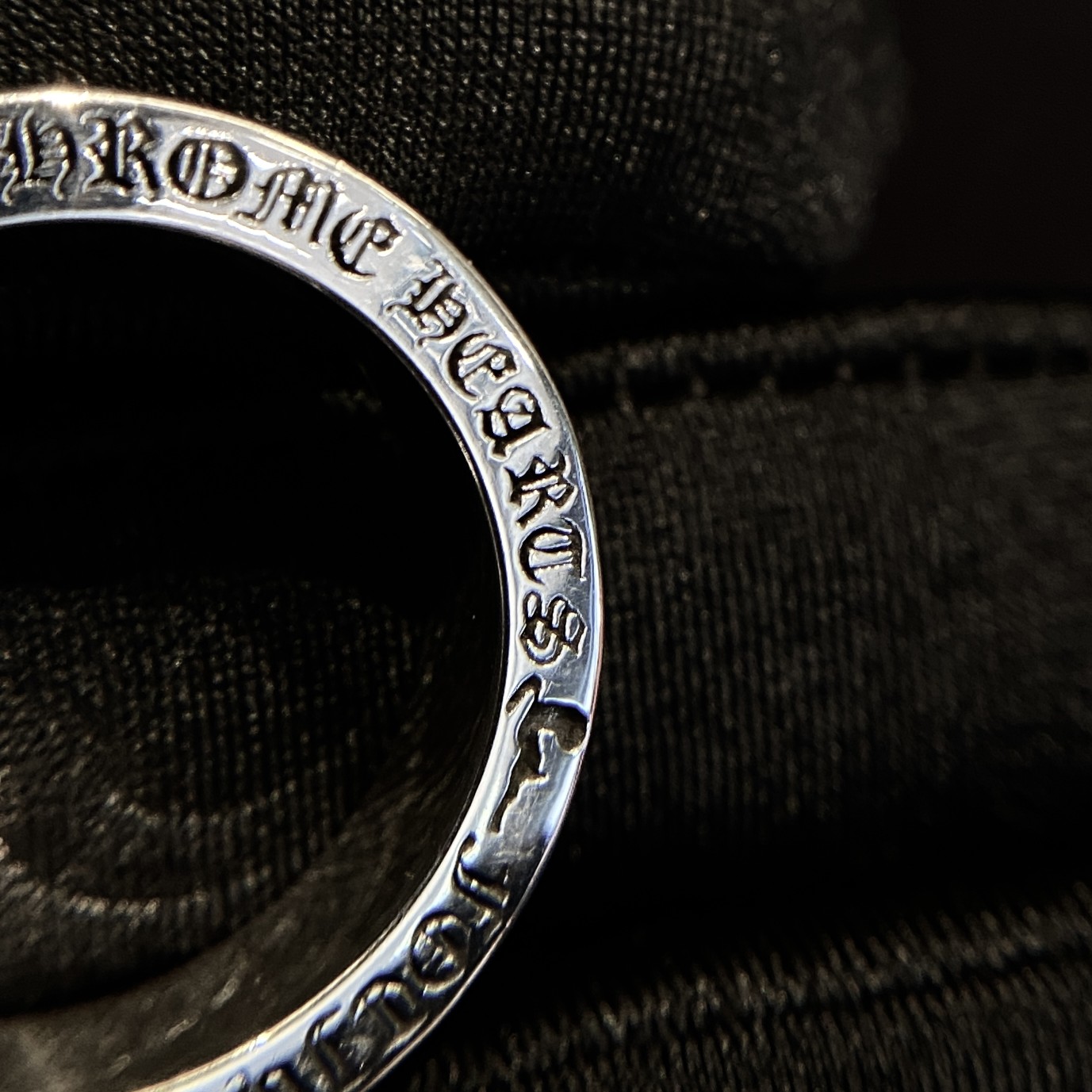 Chrome Hearts 新品上架Chrome hearts 克罗心骷髅字母戒