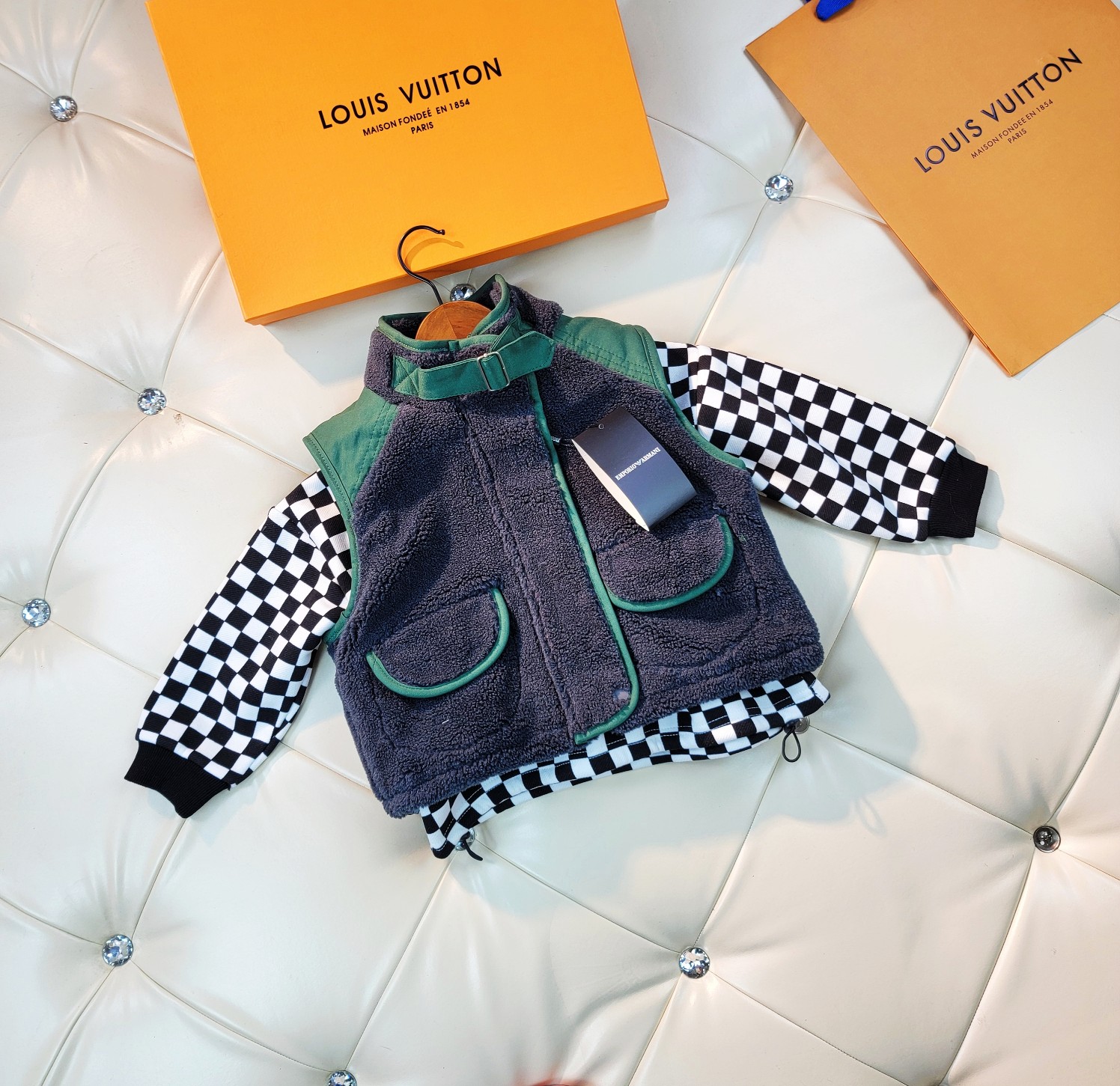 Armani’s 2021 Child Suit with Fur Coat: Recommended Mix and Extra 10m Fabric. - 图片 1