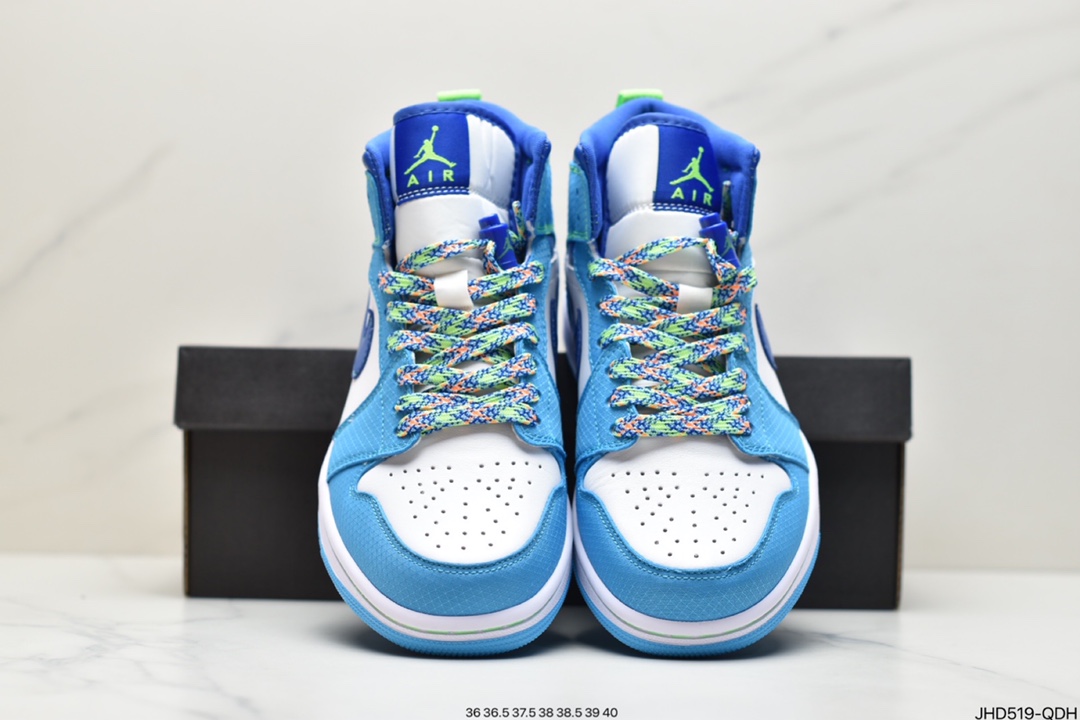 190 Air Jordan 1 Mid GS这款有趣的中帮Air Jordan 1底部饰有白色皮革DA8010-400-莆田鞋,莆田鞋货源,高仿鞋,高仿鞋货源,安福档口,莆田高仿鞋,莆田鞋批发,高仿鞋批发,莆田高仿运动鞋,高仿运动鞋,莆田运动鞋 190 Air Jordan 1 Mid GS这款有趣的中帮Air Jordan 1底部饰有白色皮革DA8010-400