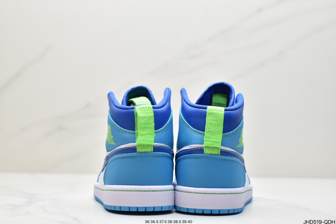 190 Air Jordan 1 Mid GS这款有趣的中帮Air Jordan 1底部饰有白色皮革DA8010-400-莆田鞋,莆田鞋货源,高仿鞋,高仿鞋货源,安福档口,莆田高仿鞋,莆田鞋批发,高仿鞋批发,莆田高仿运动鞋,高仿运动鞋,莆田运动鞋 190 Air Jordan 1 Mid GS这款有趣的中帮Air Jordan 1底部饰有白色皮革DA8010-400