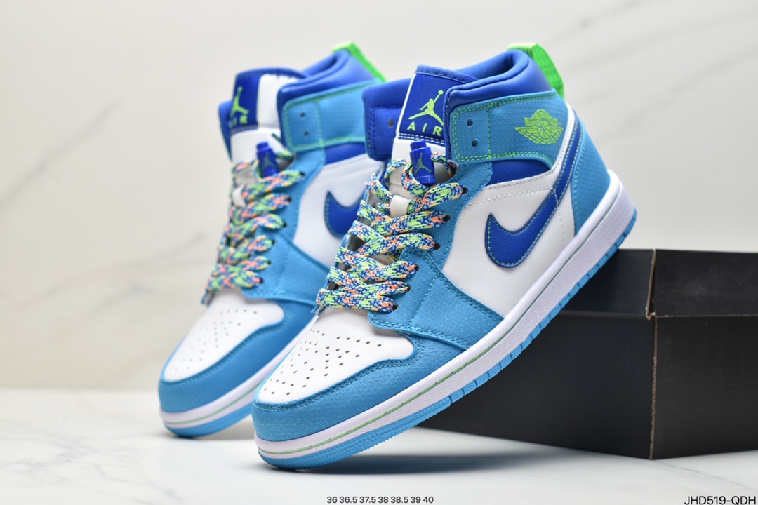 190 Air Jordan 1 Mid GS这款有趣的中帮Air Jordan 1底部饰有白色皮革DA8010-400-莆田鞋,莆田鞋货源,高仿鞋,高仿鞋货源,安福档口,莆田高仿鞋,莆田鞋批发,高仿鞋批发,莆田高仿运动鞋,高仿运动鞋,莆田运动鞋 190 Air Jordan 1 Mid GS这款有趣的中帮Air Jordan 1底部饰有白色皮革DA8010-400