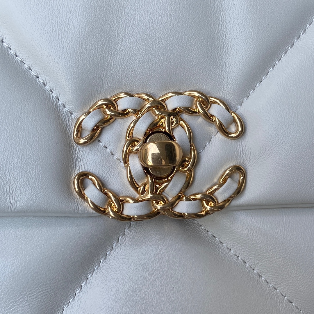 Chanel 小香金链秋冬19Bag 结合一切