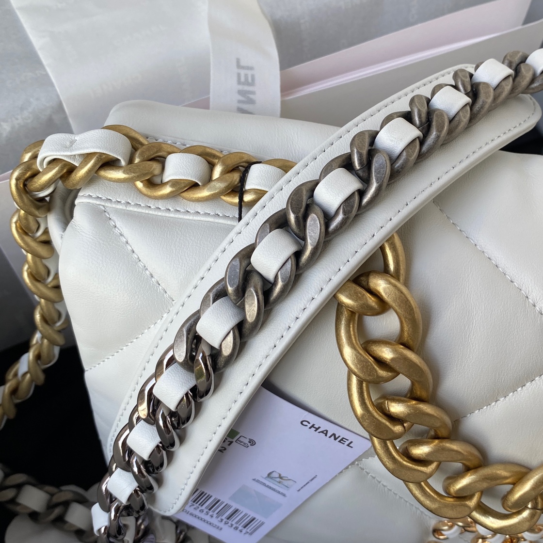 Chanel 小香金链秋冬19Bag 结合一切