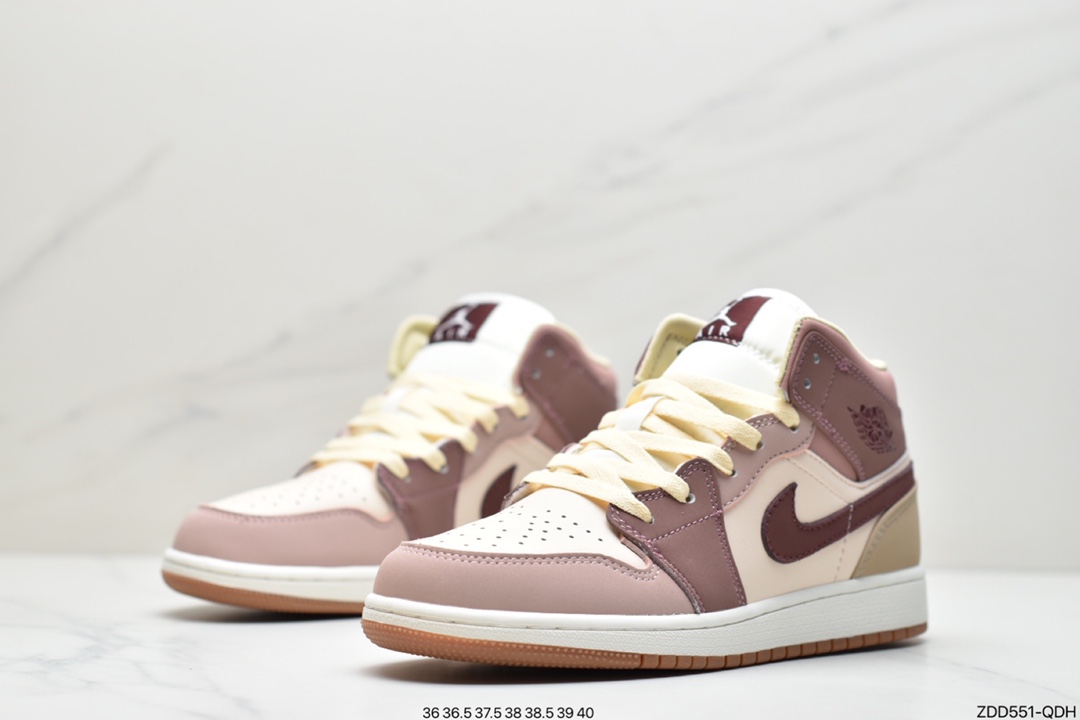 230  耐克Nike Air Jordan 1 Mid”Tan/Red beans”AJ1乔丹一代中帮经典复古文化休闲运动篮球鞋DO7440-821