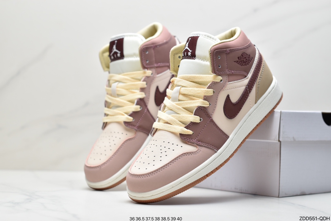 230  耐克Nike Air Jordan 1 Mid”Tan/Red beans”AJ1乔丹一代中帮经典复古文化休闲运动篮球鞋DO7440-821