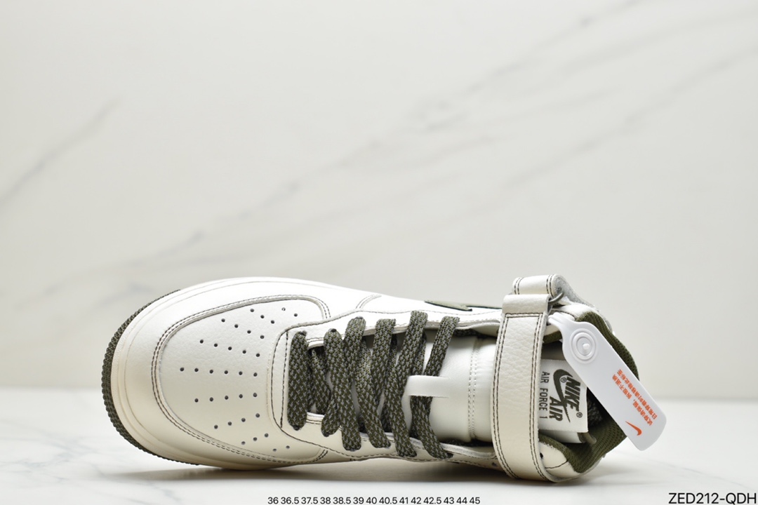 260 耐克NIke Air Force 1 ’07 Mid白炫彩“夜魔侠”空军一号中帮运动休闲板鞋 368732-810