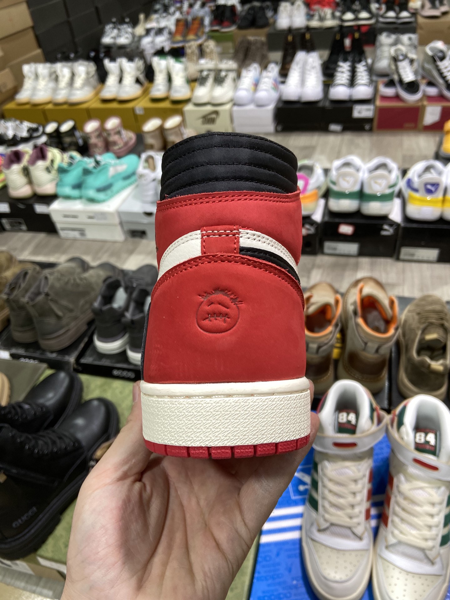 400纯原 乘当红说唱歌手·特拉维斯·斯科特Travis Scott x Nike Air Jordan 1 High Retro OGChicago CD4487-100