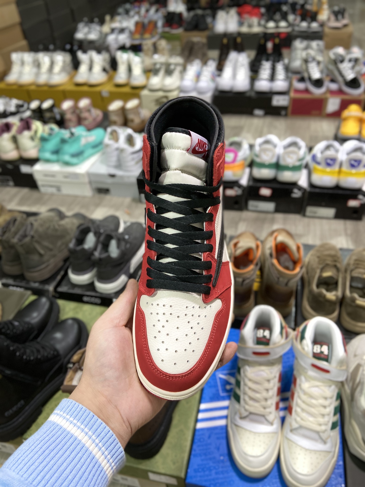 400纯原 乘当红说唱歌手·特拉维斯·斯科特Travis Scott x Nike Air Jordan 1 High Retro OGChicago CD4487-100