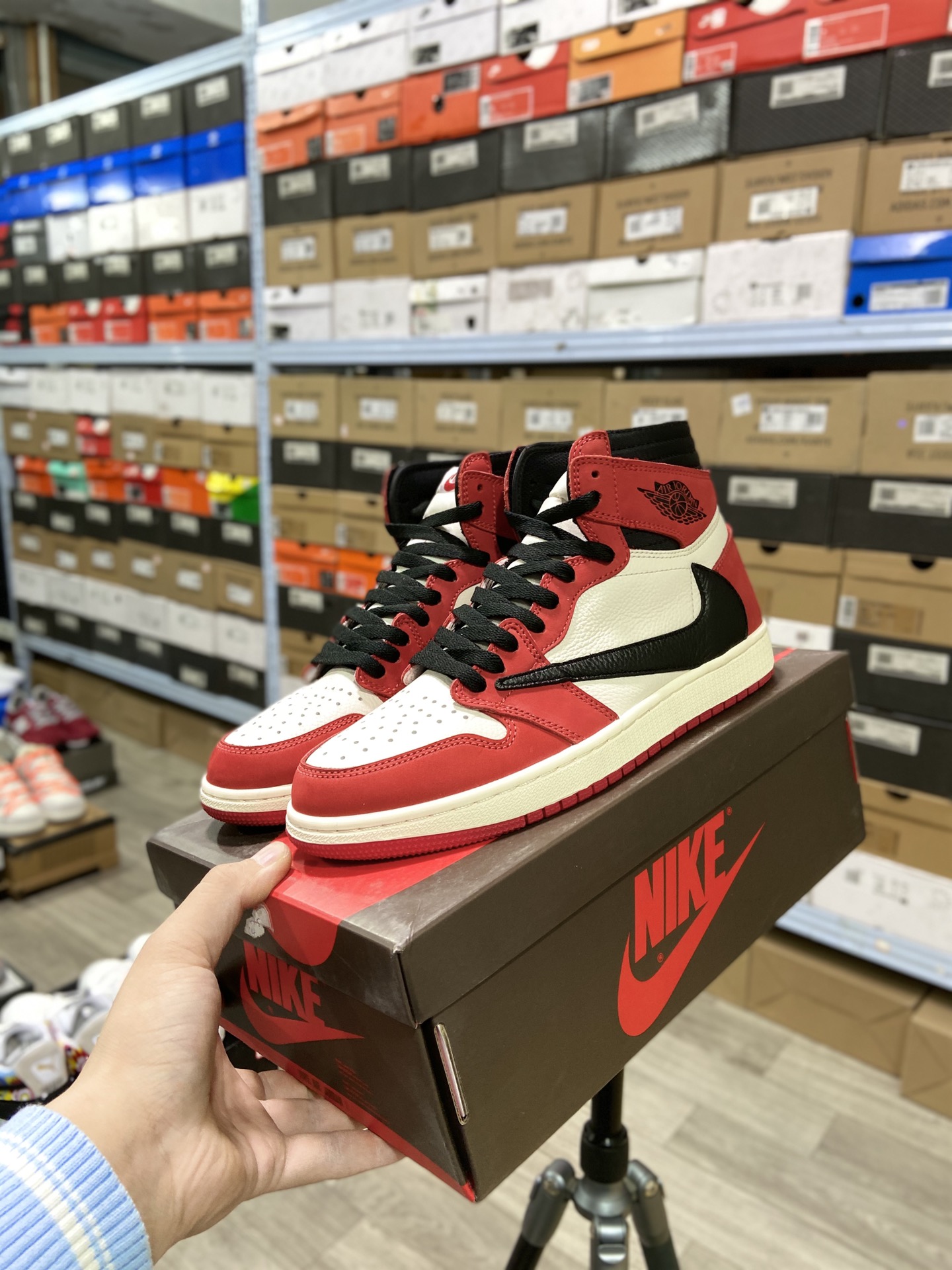 400纯原 乘当红说唱歌手·特拉维斯·斯科特Travis Scott x Nike Air Jordan 1 High Retro OGChicago CD4487-100
