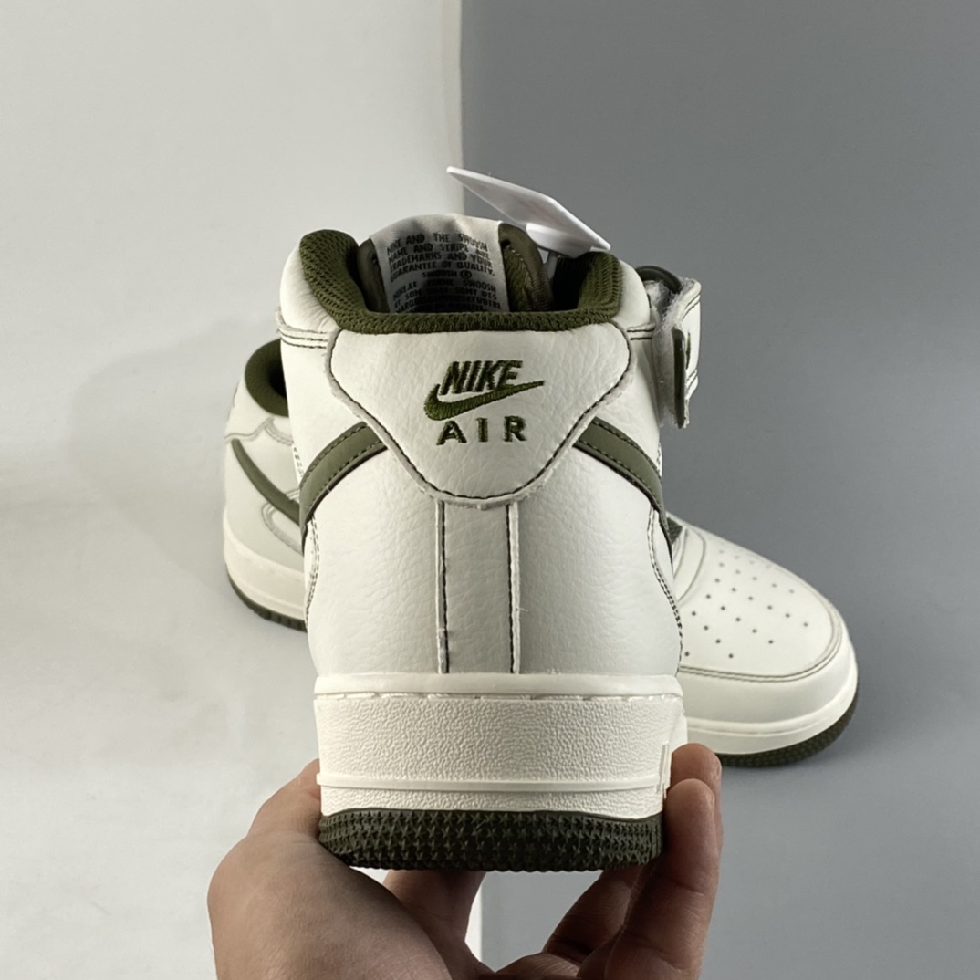 P260  NIKE Air Force 1’07 Mid 米白军绿 满天星 空军一号中帮休闲板鞋 RD6698-123