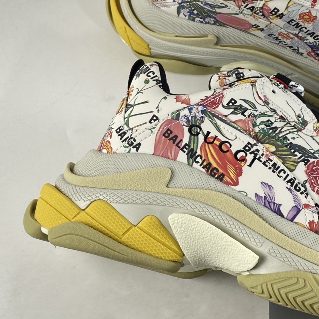 P450  Gucci x Balenciaga Triple S Clear Sole Sneaker”The Hacker Project”巴黎世家时装复古厚底增高百搭休闲运动姥爷球鞋 UL1108461