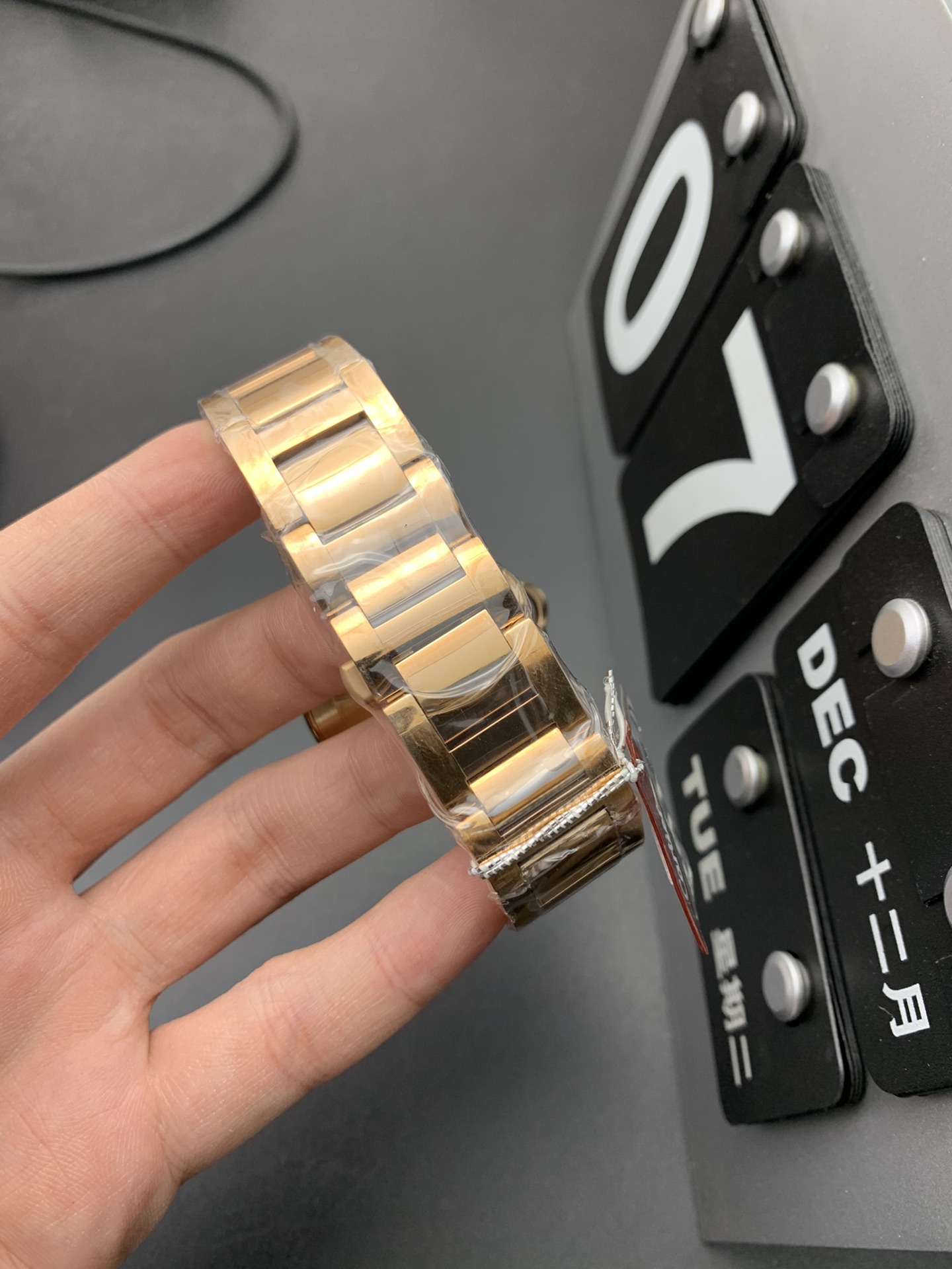 Cartier 玫瑰金 球