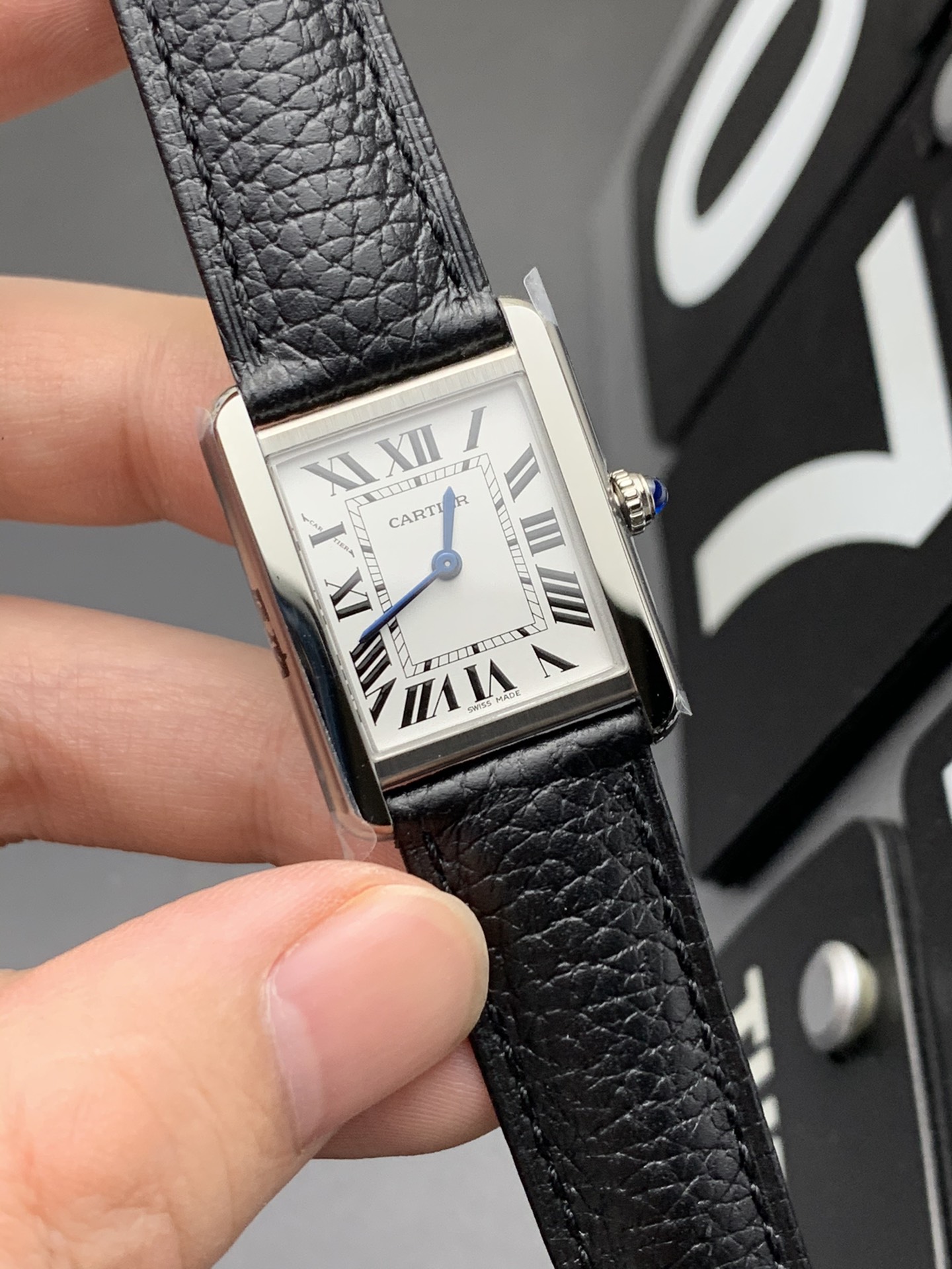 Cartier K11 石英坦克