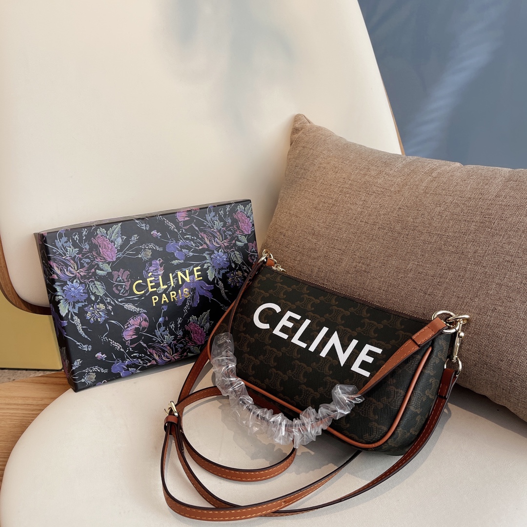 I5 赛琳  Celine 赛琳   经典爆款 精致皮革赶走沉闷，邂逅活力 两条肩带随意搭配 真的太太太 100遍 好看了~ 百变Style由你掌控 尺寸：23cm