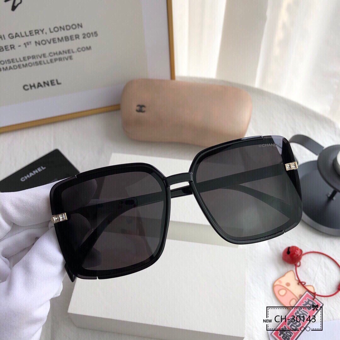 .法国香奈儿-CHANEL.宝丽来树