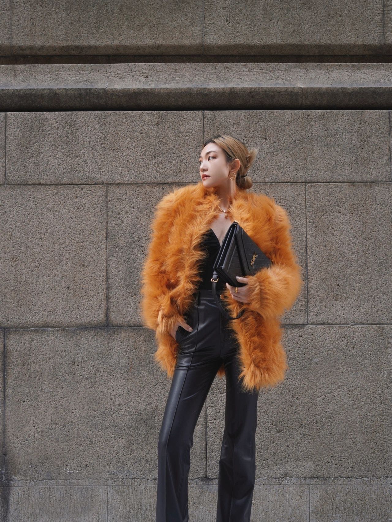 Saint laurent Ysl Gaby绗缝纹路信封斜挎包 668863黑色