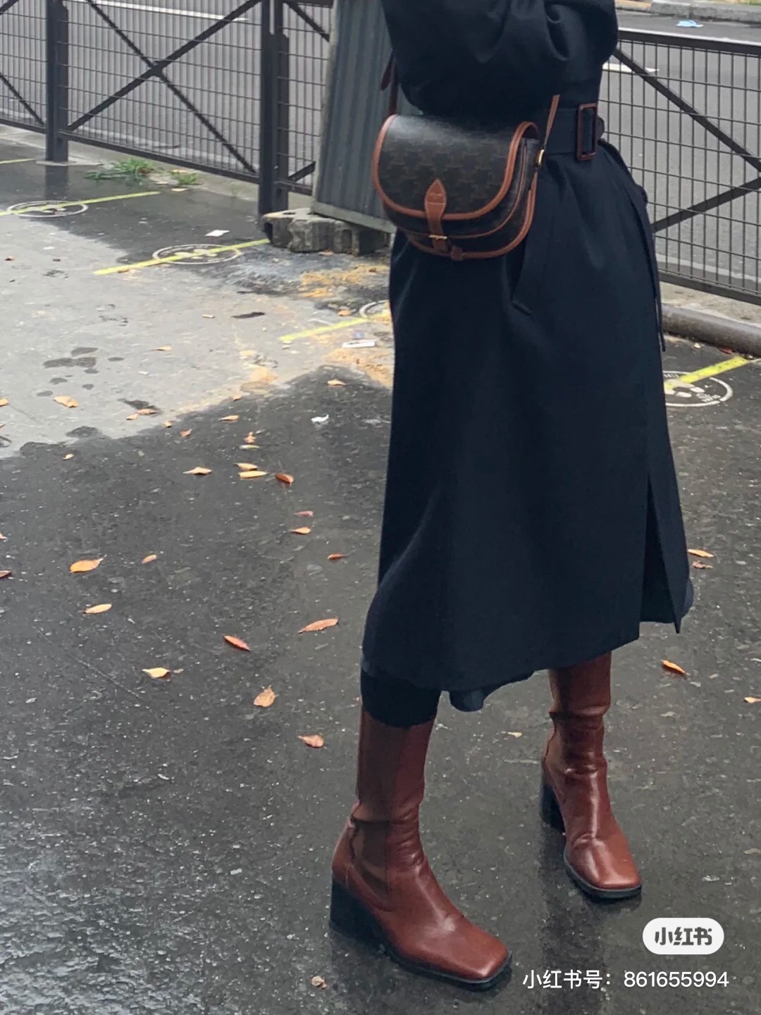 CELINE 2021早春新款马鞍包 191502老花