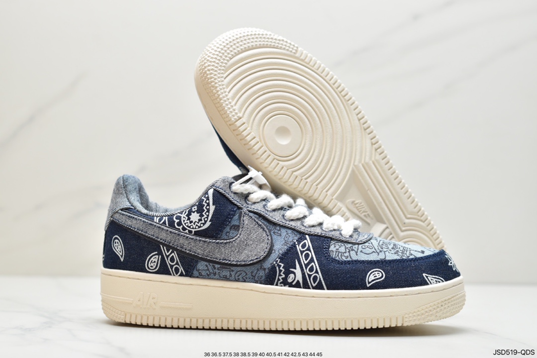 200  Air Force 1 Low 联名新品！空军一号牛仔布板鞋 905345-402