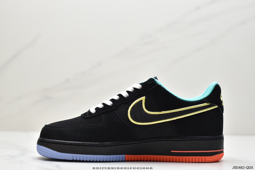 200 世界和平主题 Nike Air Force 1 Low这款Nike Air Force 1 DM9051-001