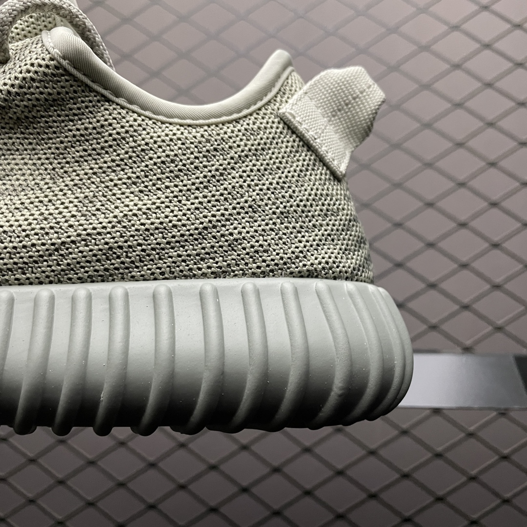 Adidas Yeezy Boost 350, Kanye West's Yeezy, export version AQ2660. Made 4