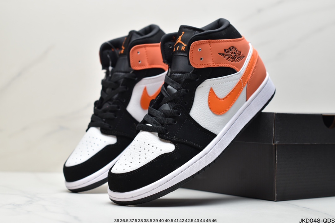 160 耐克Nike Air Jordan 1 Mid “Milan”Light Bone  乔1