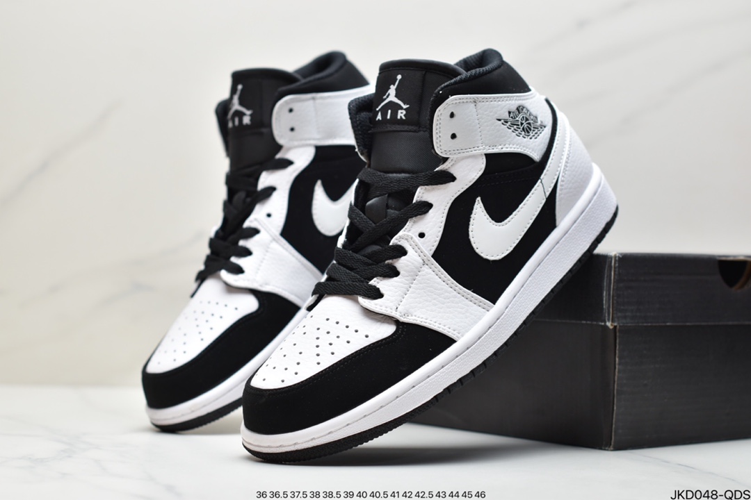 160 耐克Nike Air Jordan 1 Mid “Milan”Light Bone  乔1