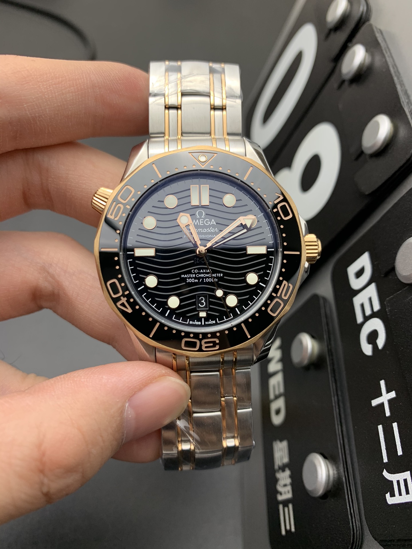 Omega OR 间金海马