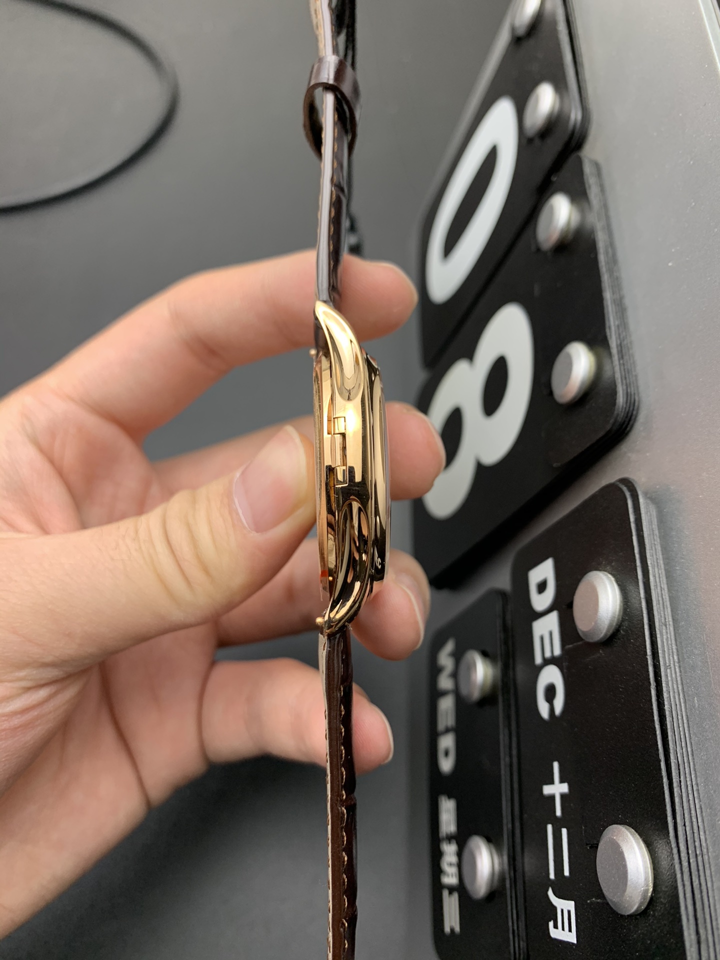 Patek Philippe 翻盖古典