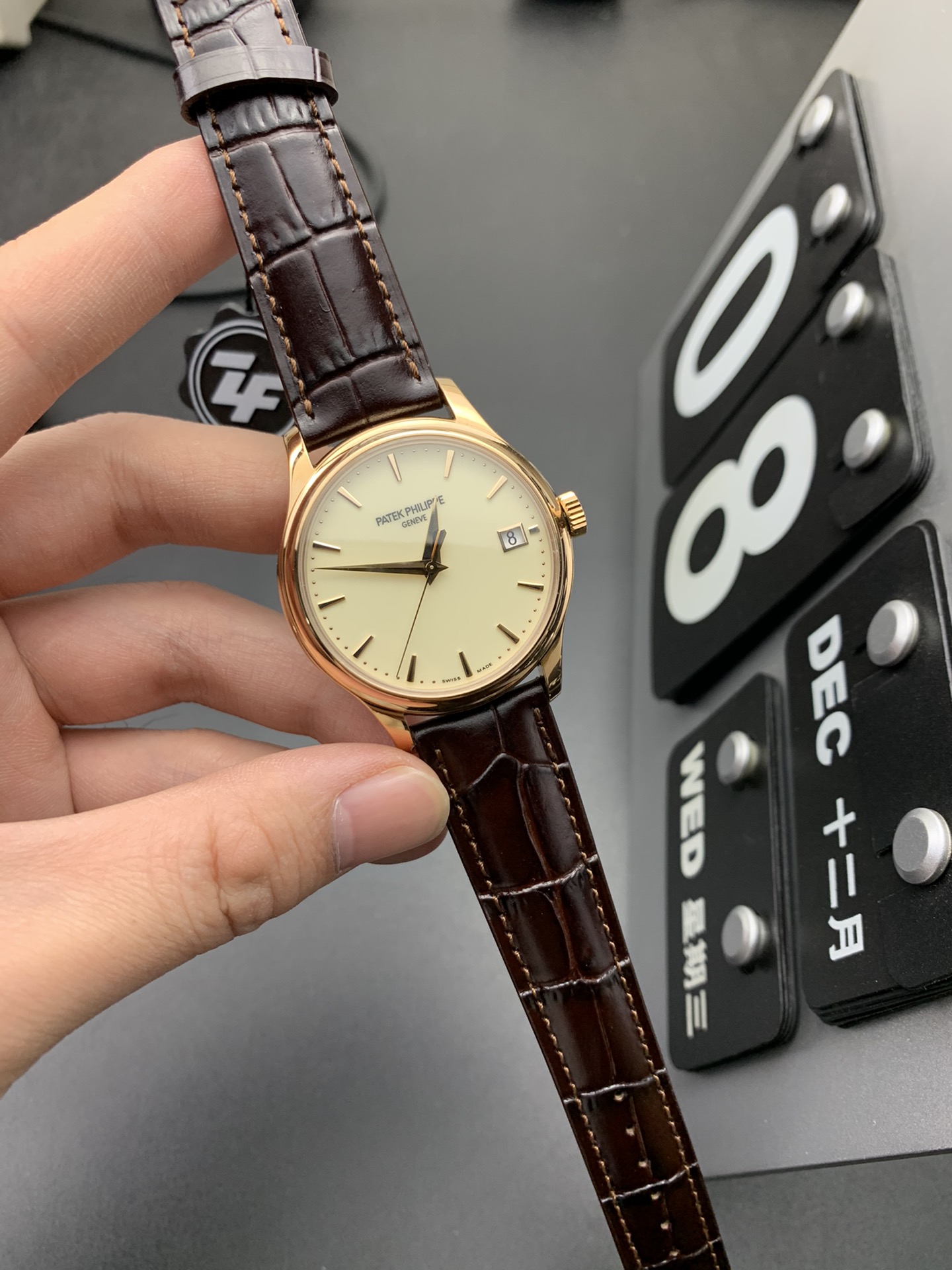 Patek Philippe 翻盖古典