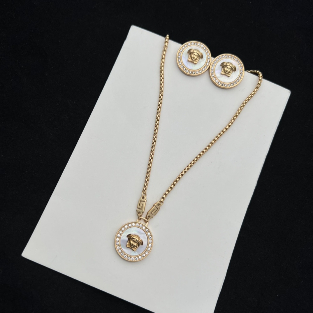Versace Buy
 Jewelry Earring Necklaces & Pendants