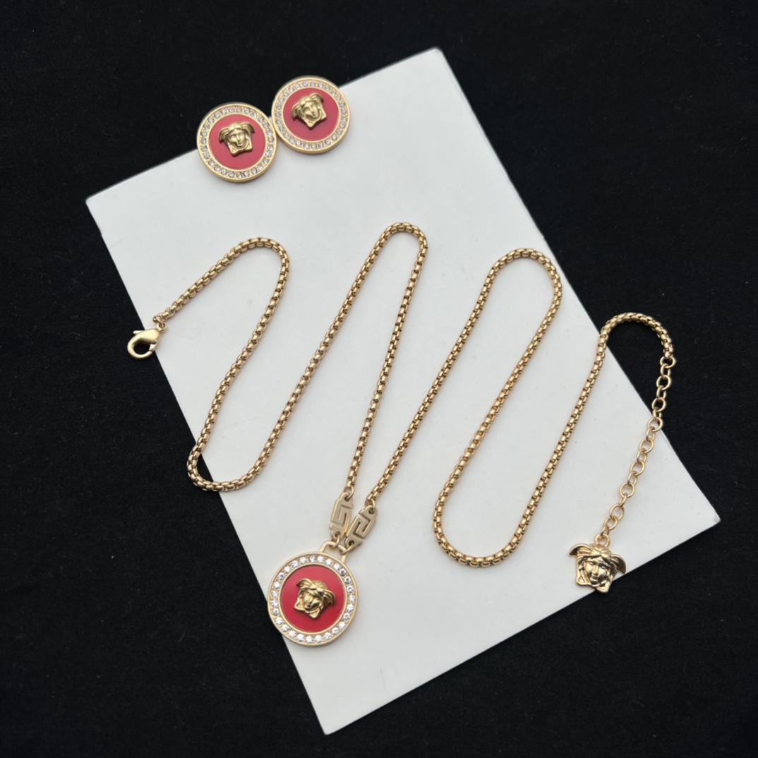 Buying Replica
 Versace Jewelry Earring Necklaces & Pendants