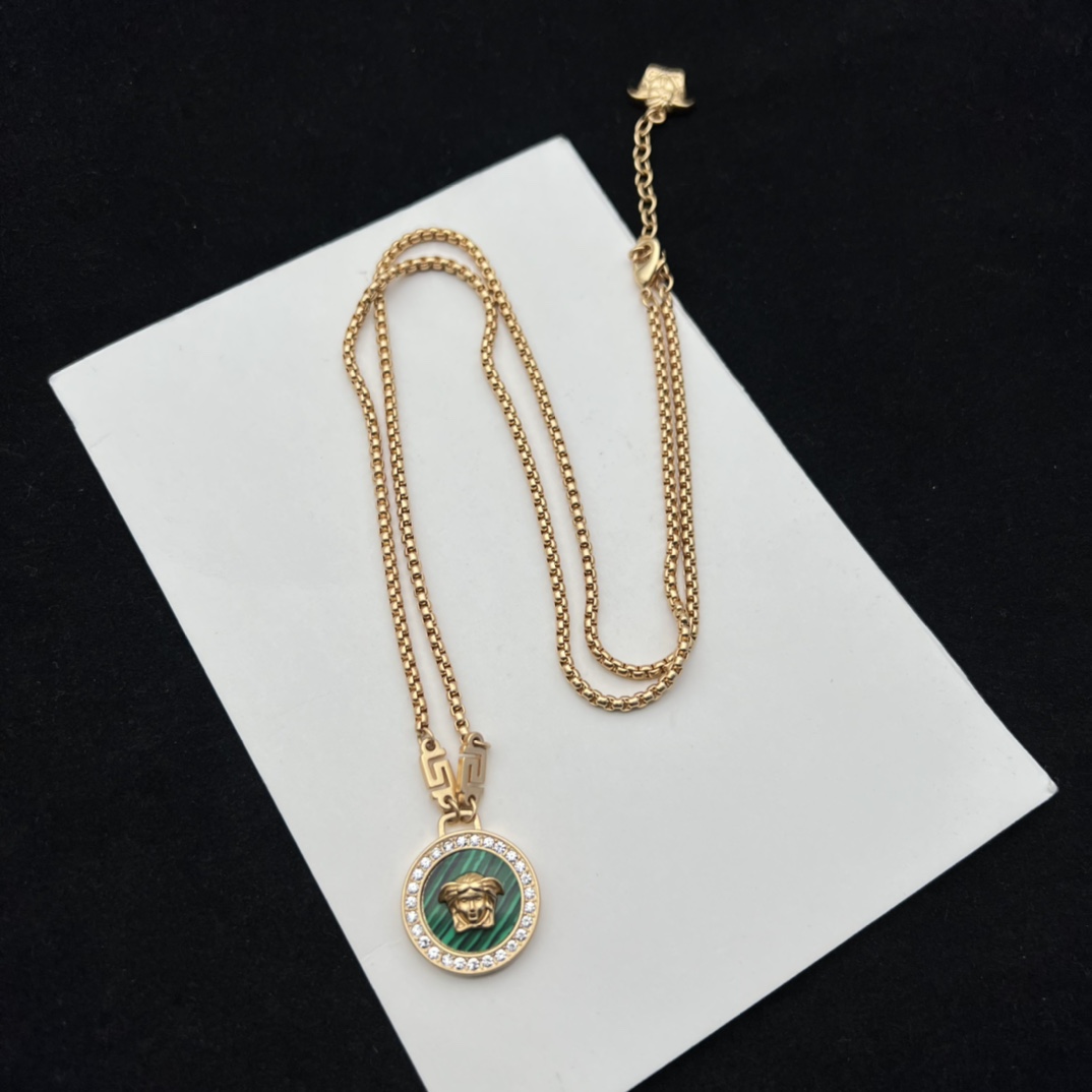 Versace mirror quality
 Jewelry Necklaces & Pendants