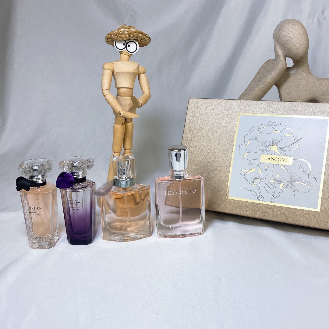 Lancome Perfume Miniature Set - La Vie Est Belle, Tresor, Miracle, Midnight Rose 6 i1638949818 448 4