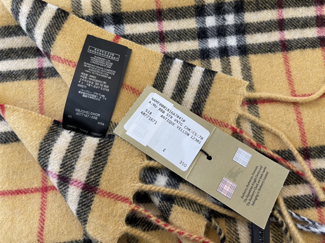 Burberry巴宝莉彩虹羊绒围巾