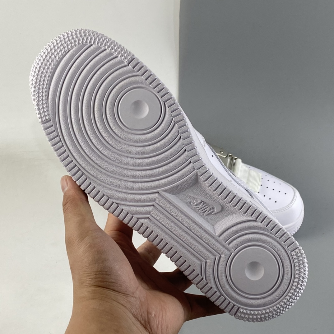 P220  NIKE Air Force 1’07 Low 空军一号低帮休闲板鞋 315122-111