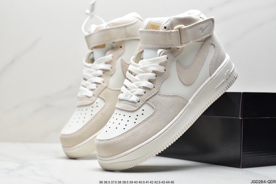 180 耐克Nike Air Force 1 Low ”乳白中帮”  空军一号经典款运动板鞋 CW7584-200