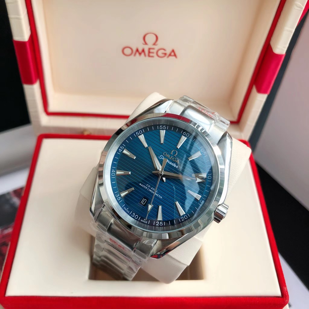 💰580 GD出品，福利爆款🔥回货 #赠送胶带🈶一只表的价格搭配两种表链 【海洋魅力 经典爆款】GD出品 西铁城专属——鸥米茄海马系列Aqua Terra 150米腕表 经典隽永的设计极具鸥米茄品牌特色 【机芯】搭载GD专注而制零返修💯全新西铁城8215自动机械机芯 走时精准 持久耐用，深得表友认可 【表壳】316L精钢表壳 修正优美壳身 原装一致41.5mm表径 压弧表盘 深度防水 【表链】采用316L精钢表链 配同样材质的原装折叠表扣 细节同步正品 ⚠️请认准GD出品独家品质