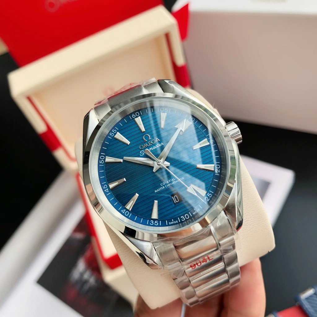 💰580 GD出品，福利爆款🔥回货 #赠送胶带🈶一只表的价格搭配两种表链 【海洋魅力 经典爆款】GD出品 西铁城专属——鸥米茄海马系列Aqua Terra 150米腕表 经典隽永的设计极具鸥米茄品牌特色 【机芯】搭载GD专注而制零返修💯全新西铁城8215自动机械机芯 走时精准 持久耐用，深得表友认可 【表壳】316L精钢表壳 修正优美壳身 原装一致41.5mm表径 压弧表盘 深度防水 【表链】采用316L精钢表链 配同样材质的原装折叠表扣 细节同步正品 ⚠️请认准GD出品独家品质