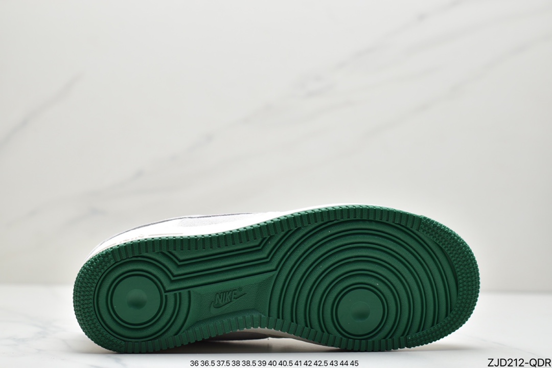 240 耐克Nike Air Force 1 Low  空军一号低帮百搭休闲运动板鞋CW0063