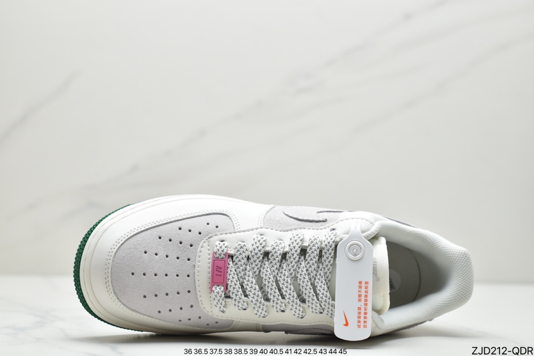 240 耐克Nike Air Force 1 Low  空军一号低帮百搭休闲运动板鞋CW0063