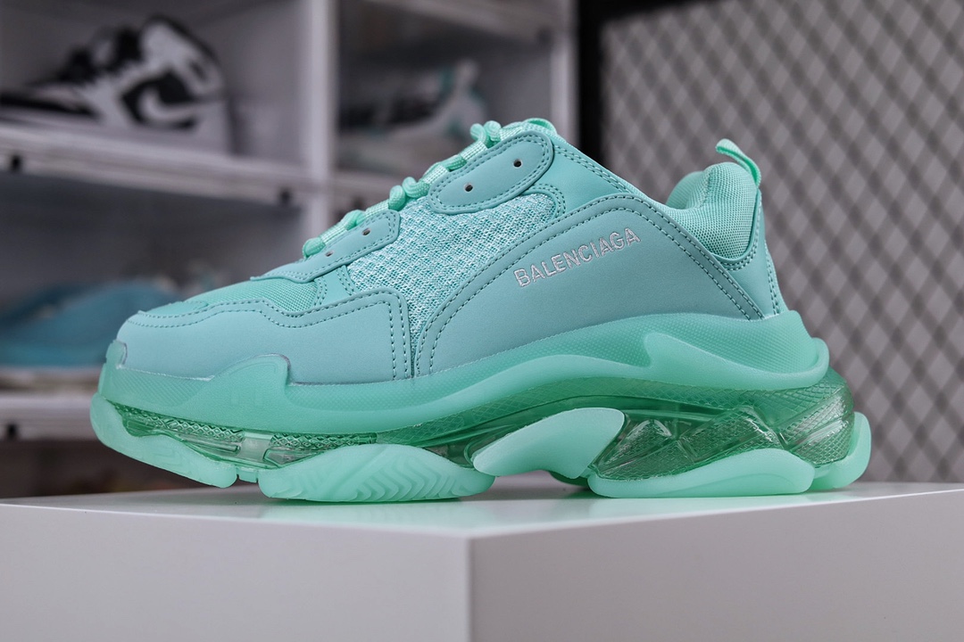 原盒原装配置全部采用原档案原楦数据开发六层组合底部进口透气网眼布❗高奢品牌，巴黎世家Balenciaga  Triple S Clear Sole Sneaker”Mint/White LOGO”时装复古厚底增高百搭休闲运动姥爷球鞋“气垫薄荷绿白LOGO”544351 W2GA1 4500