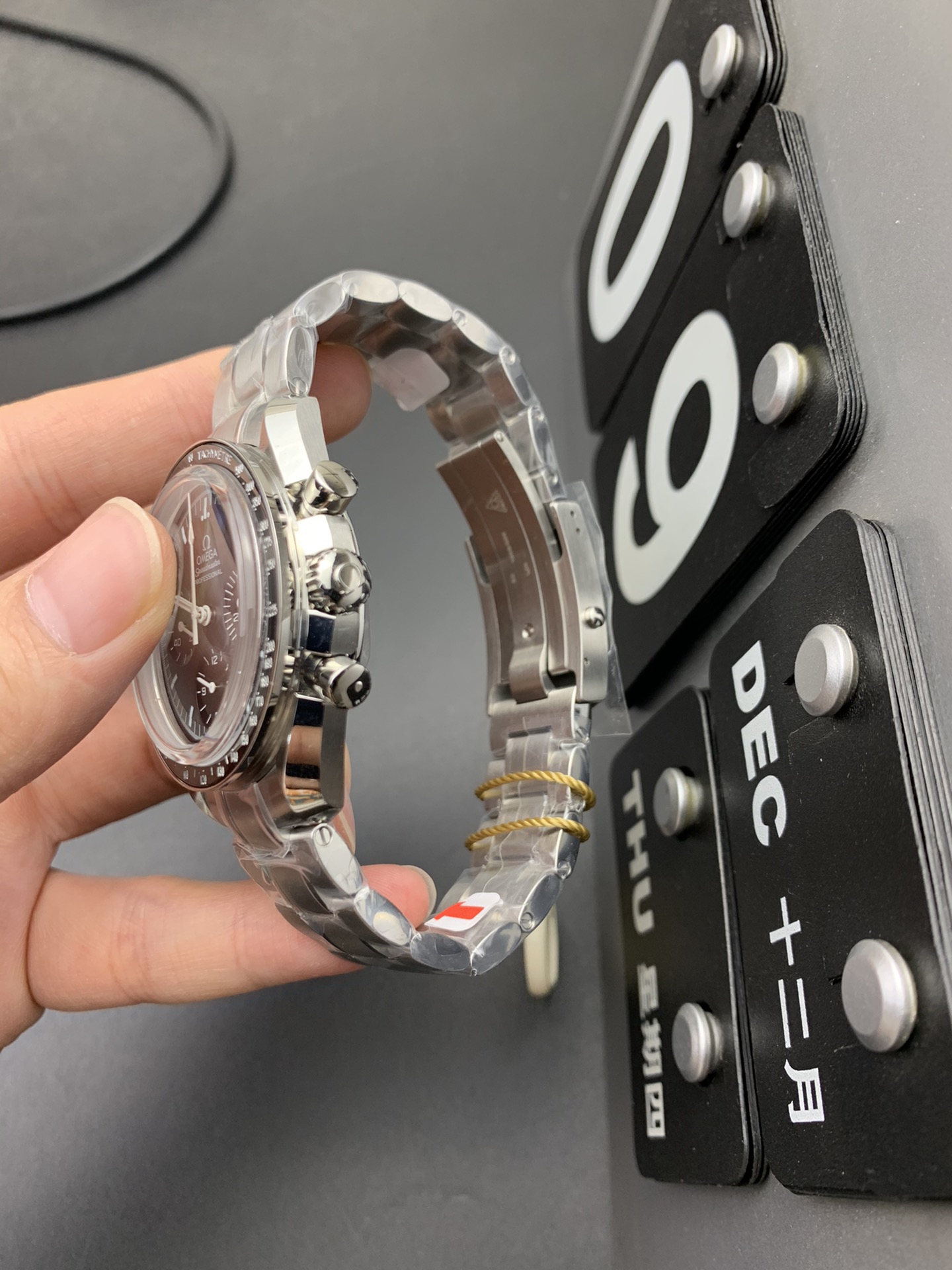 Omega OM 手动超霸