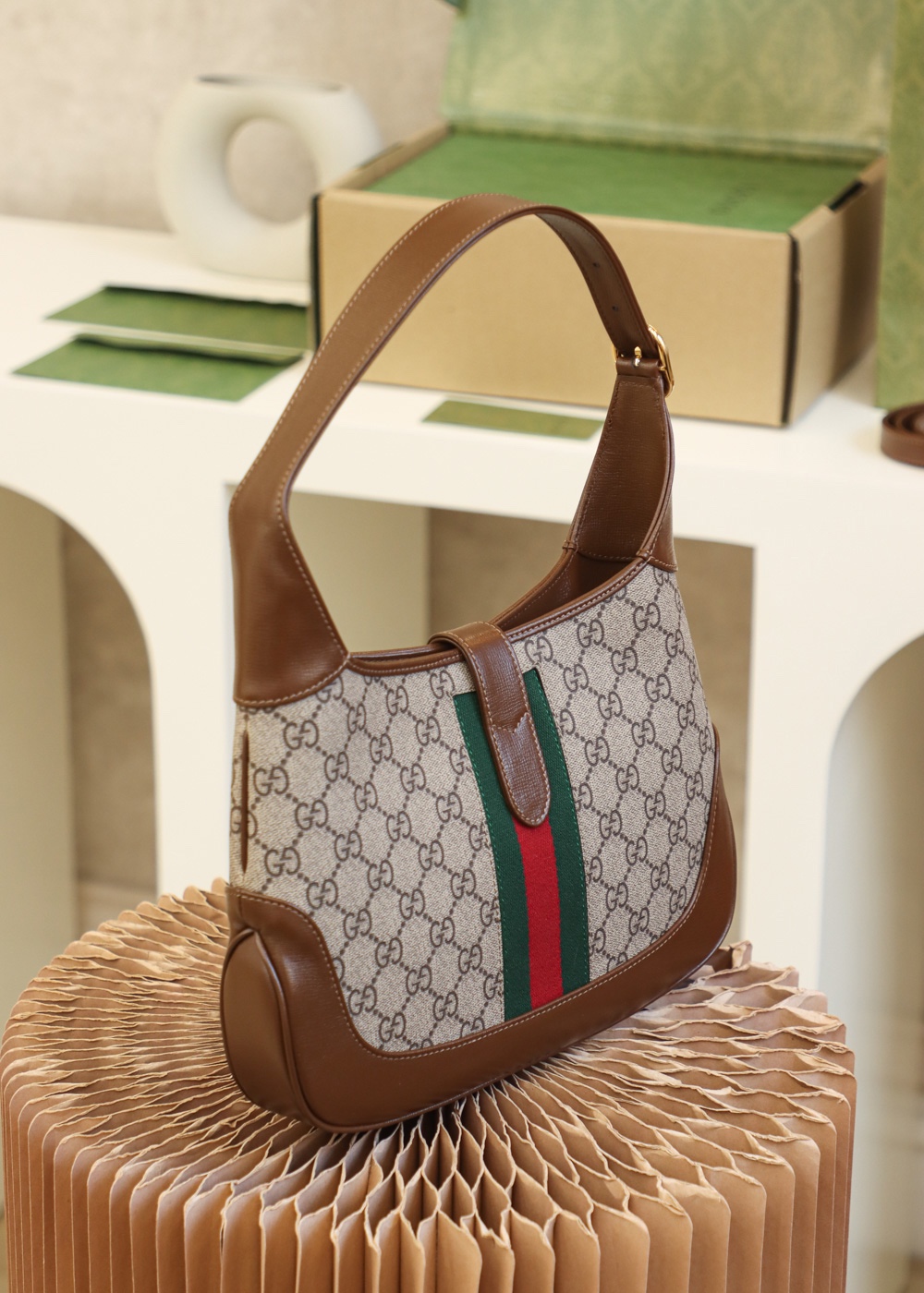 GUCCI 𝐉𝐚𝐜𝐤𝐢𝐞 𝟭𝟵𝟲𝟭 small shoulder bag 腋下包 636706