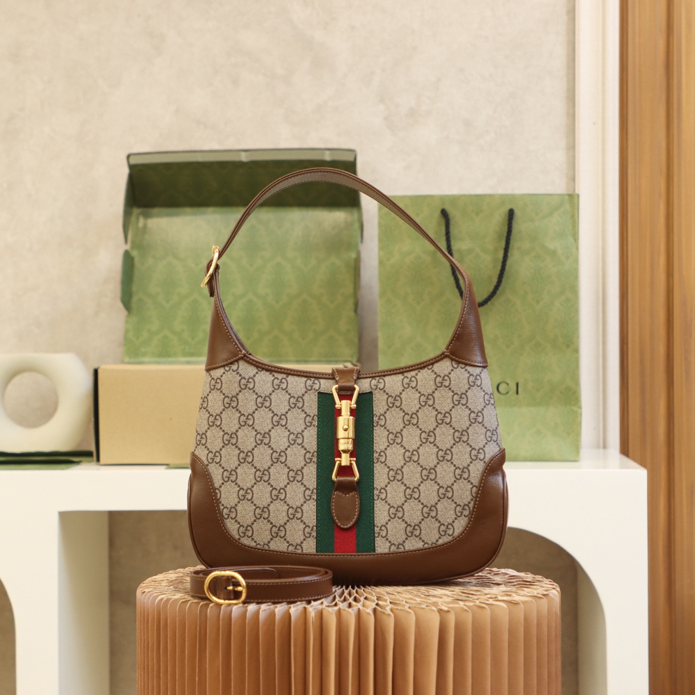 GUCCI 𝐉𝐚𝐜𝐤𝐢𝐞 𝟭𝟵𝟲𝟭 small shoulder bag 腋下包 636706