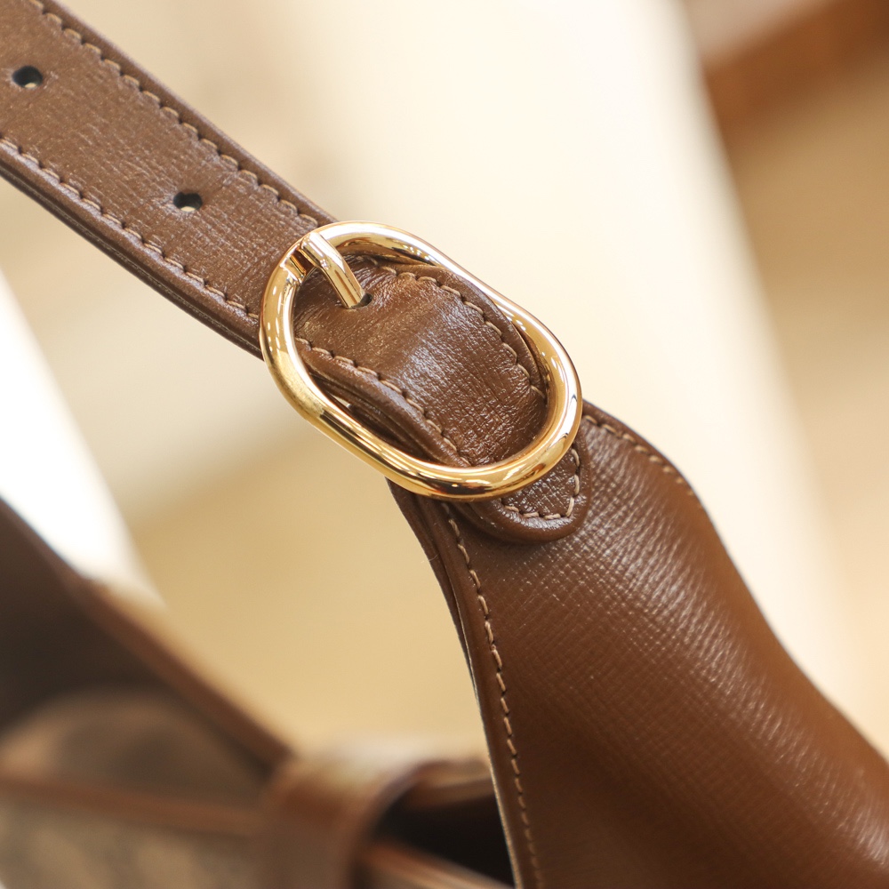 GUCCI 𝐉𝐚𝐜𝐤𝐢𝐞 𝟭𝟵𝟲𝟭 small shoulder bag 腋下包 636706